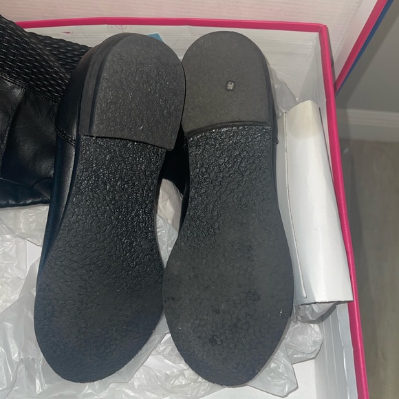 Black over the Knee Boots…… - Picture 5 of 7